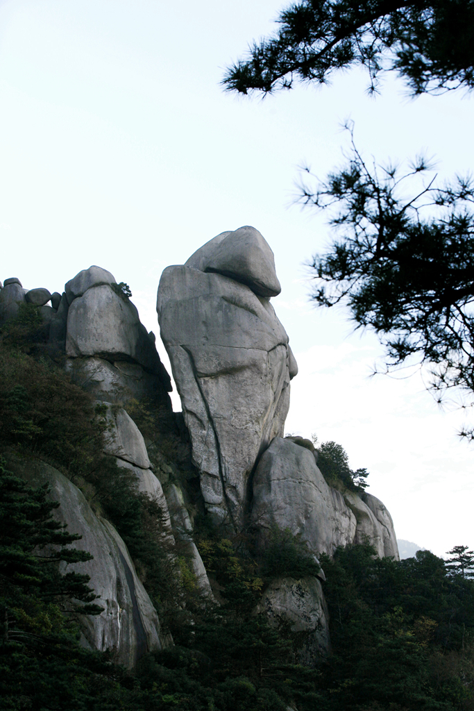 神雕守山.jpg