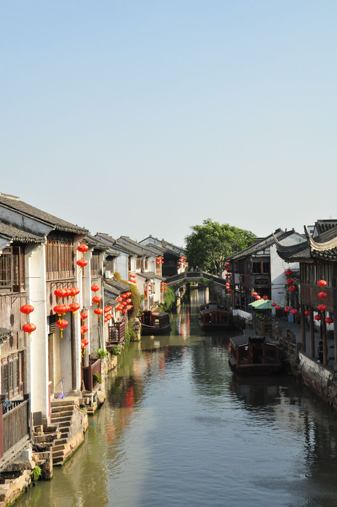 大红灯笼高高挂.JPG