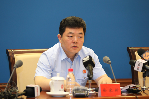 徐家新.jpg