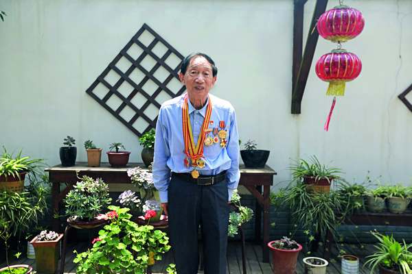 1566198068151053.jpg 抗战老党员、离休老院长赵茂兰_014598.jpg